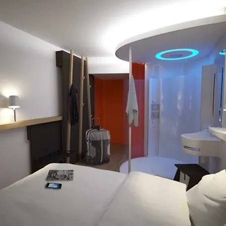 Nomad Paris Roissy Cdg