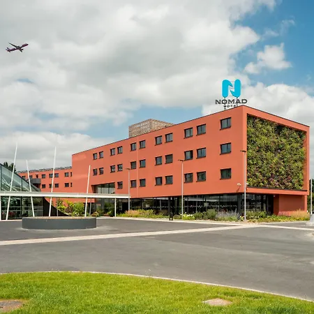 Nomad Paris Roissy Cdg 3*