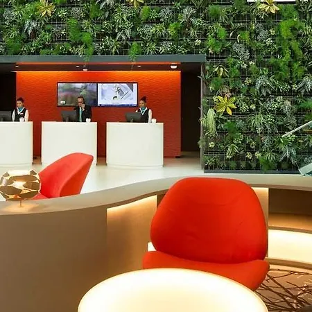 מלון Nomad Paris Roissy Cdg 3*