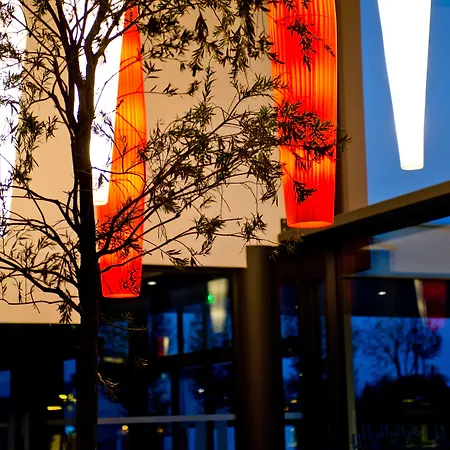 Nomad Paris Roissy Cdg לה מניל-אמלו