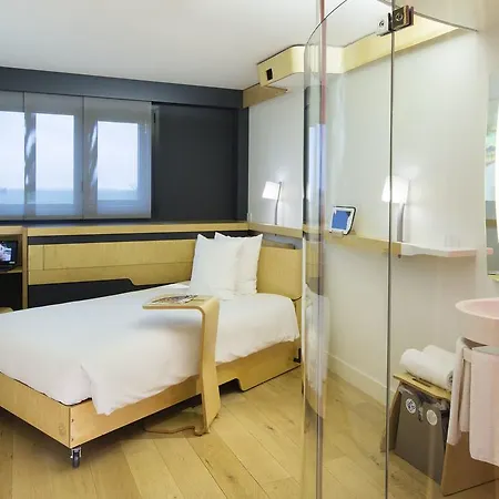 Nomad Paris Roissy Cdg Le Mesnil-Amelot
